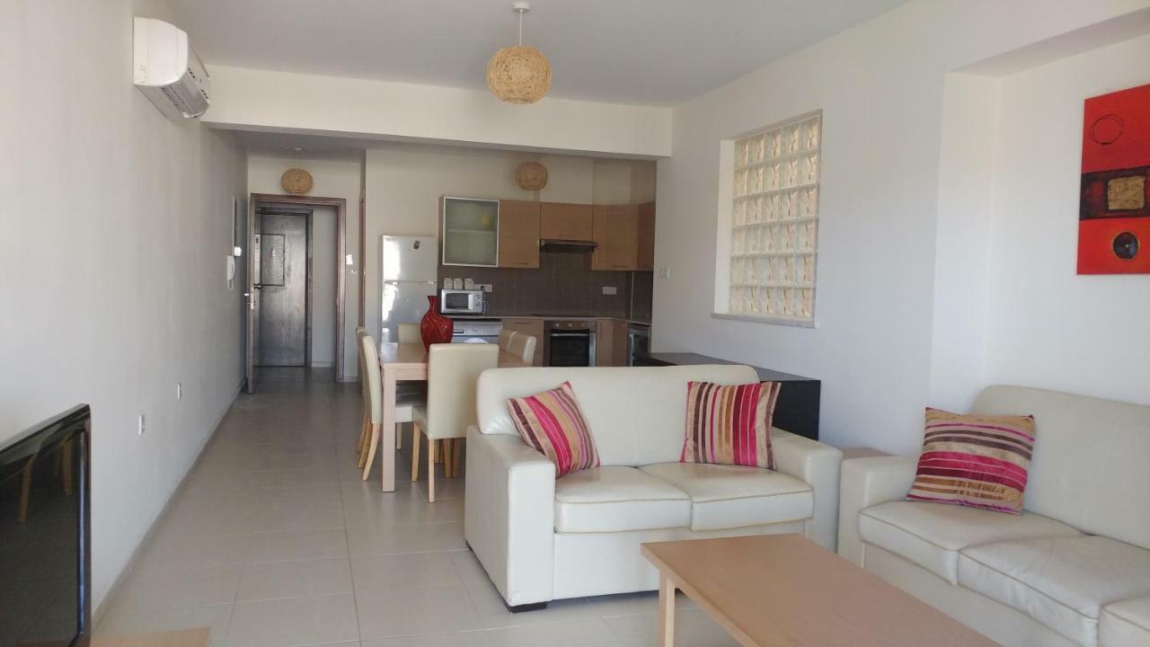 Pyla Gardens A102 Apartment Exterior photo
