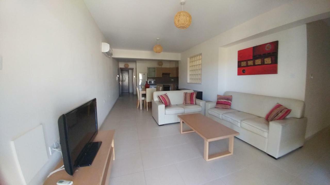 Pyla Gardens A102 Apartment Exterior photo